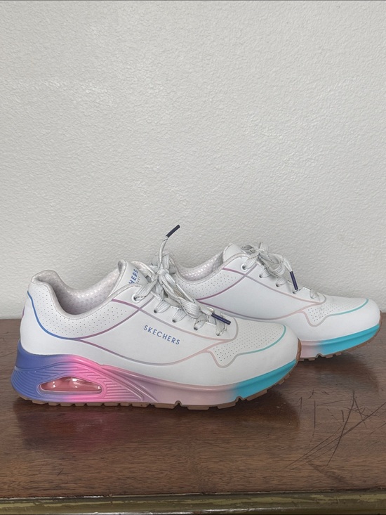 Skechers Shoes - Skechers Uno in “Pop of Sunshine” Women's size 9.5